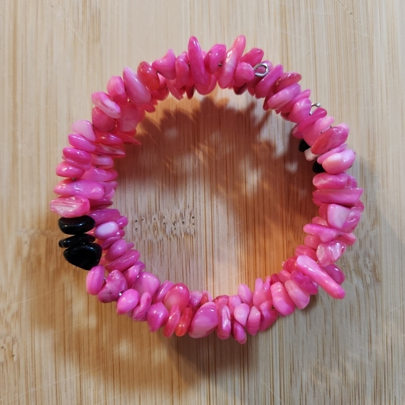 Hand Crafted Pink Beaded Necklace, Bracelet, and Earrings Set White Black Accent - Picture 6 of 11